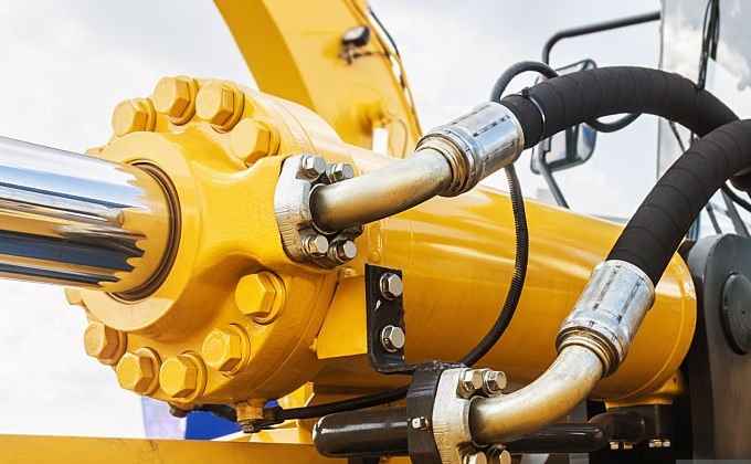 Hydraulic cylinders and hoses